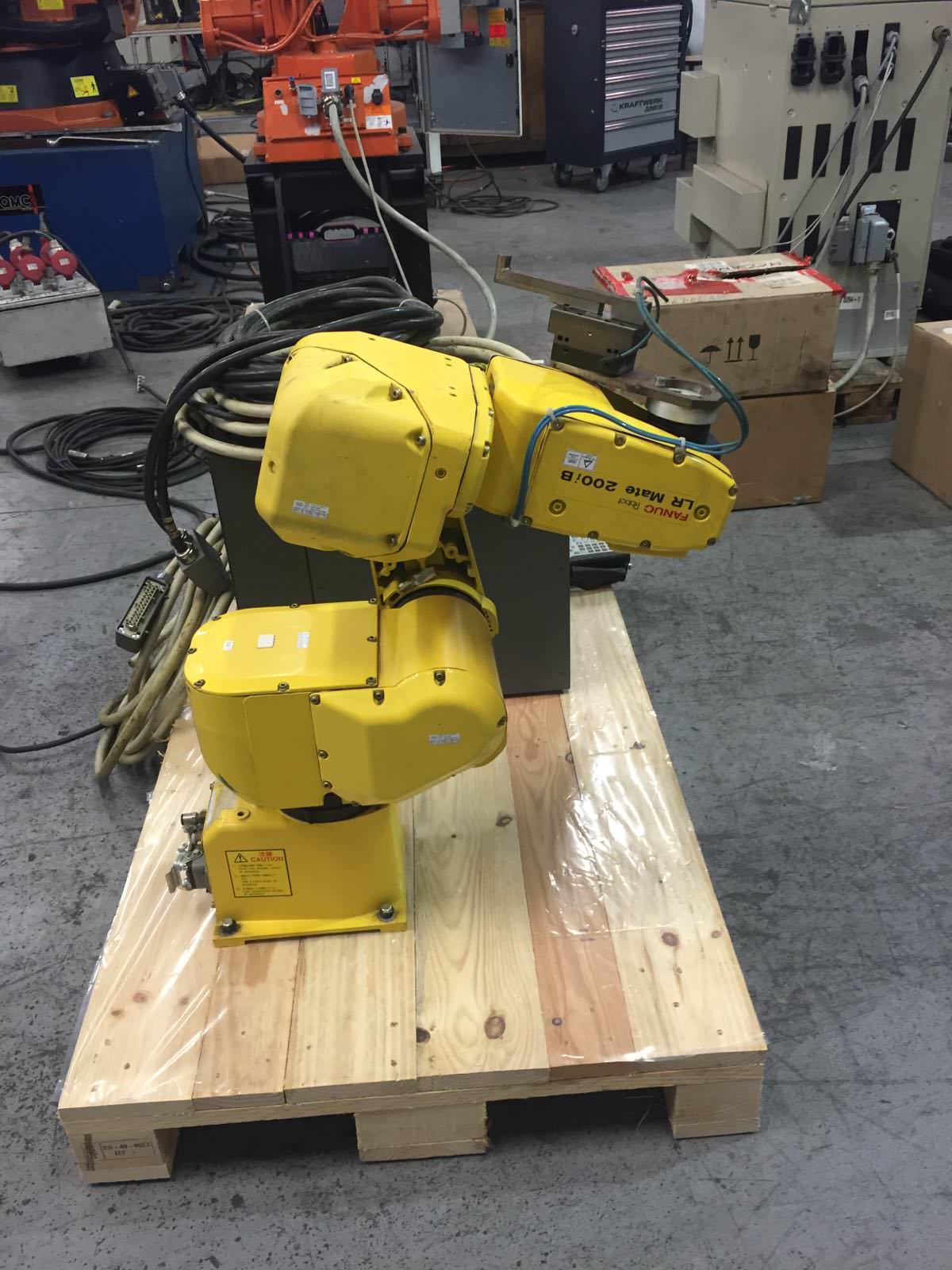 FANUC LR Mate 200iB  2002